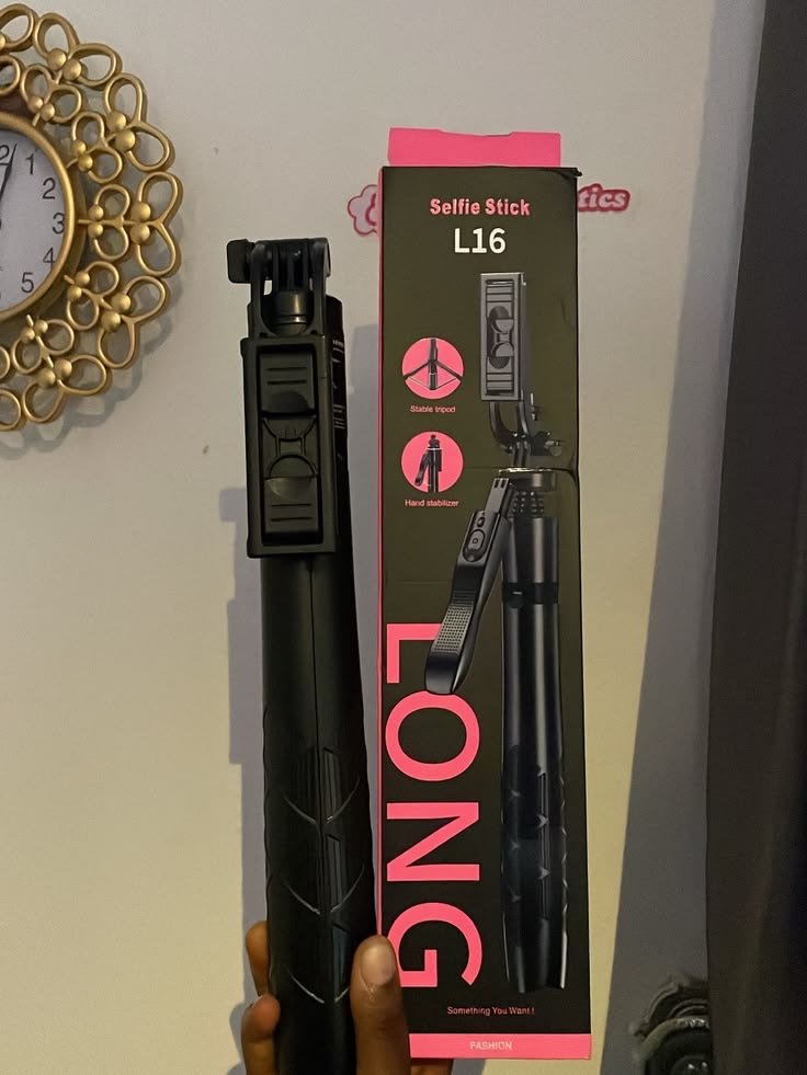 L16 Tripod stand